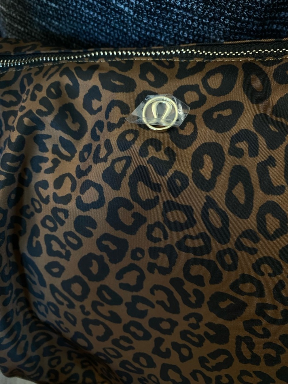 lululemon athletica Brown and Black Leopard Print Hobo Bag - Picture 3 of 9